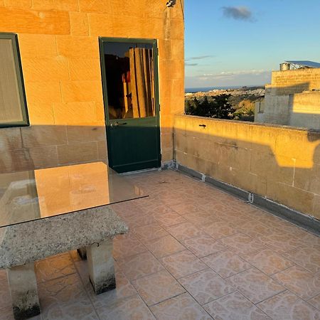 Tal-Bir Farmhouse Hotel Nadur Buitenkant foto