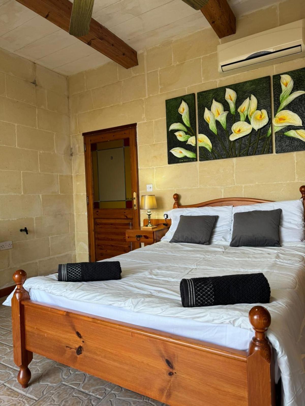 Tal-Bir Farmhouse Hotel Nadur Buitenkant foto